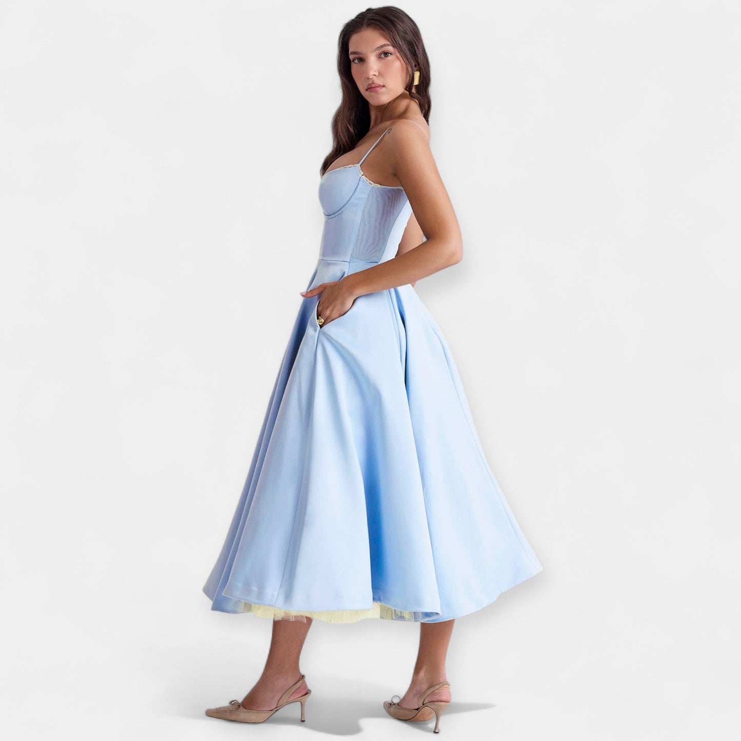 Thandi – Romantic Midi Dress