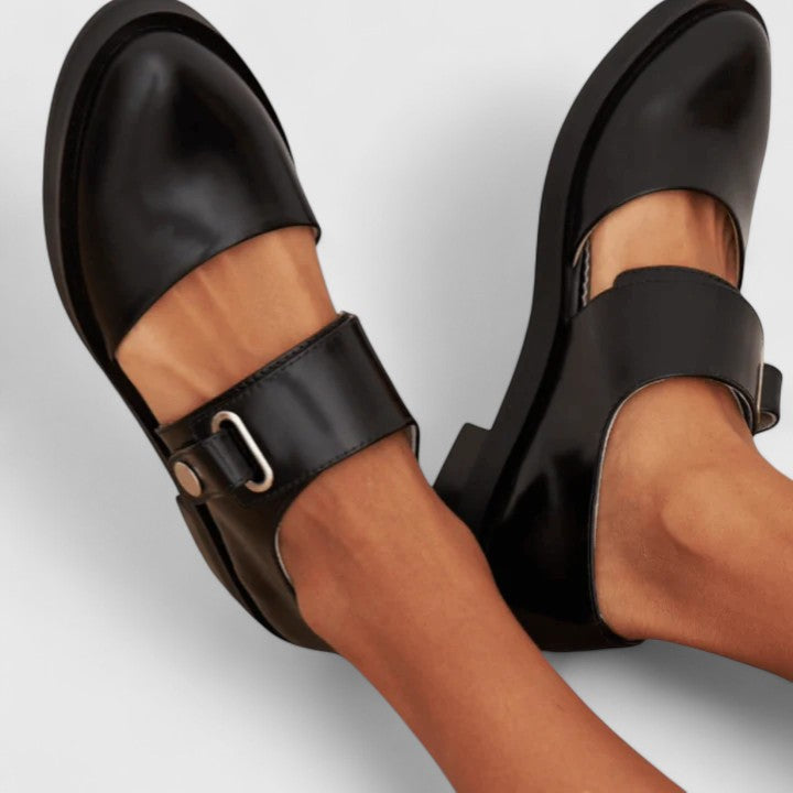 Black / 43