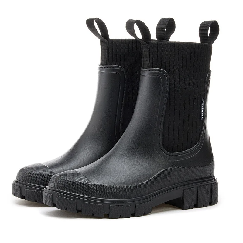 Black / 11