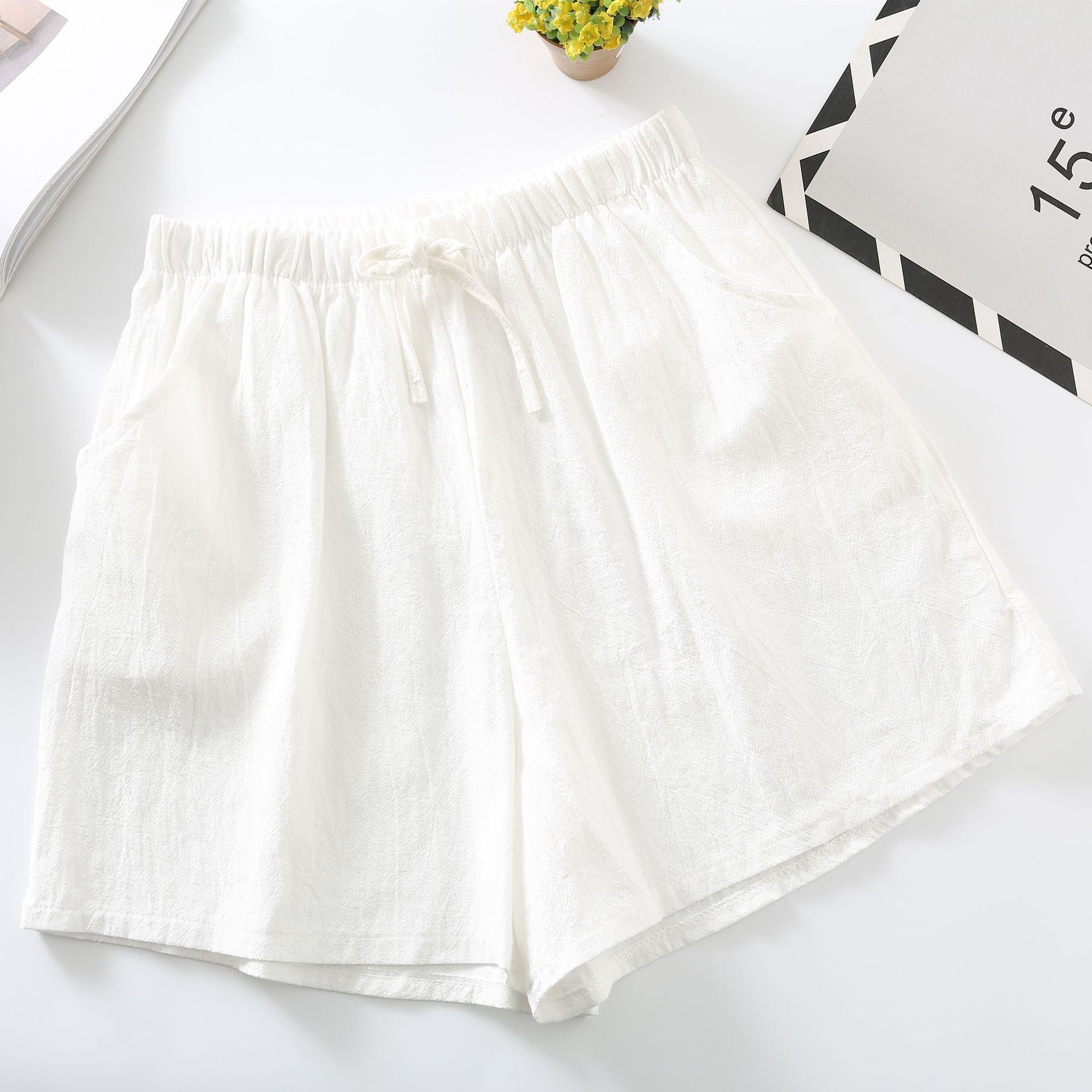 White / XL
