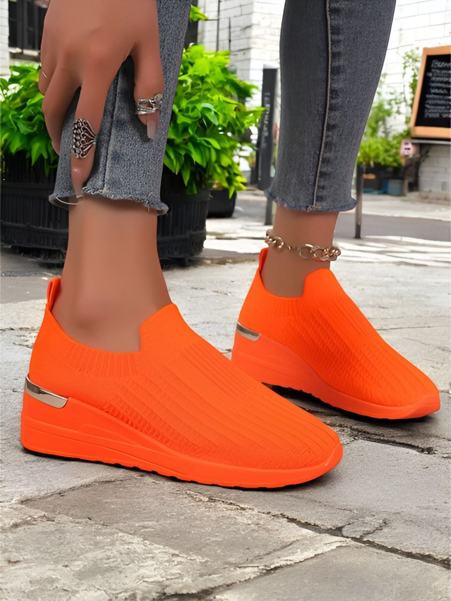 Orange / 14