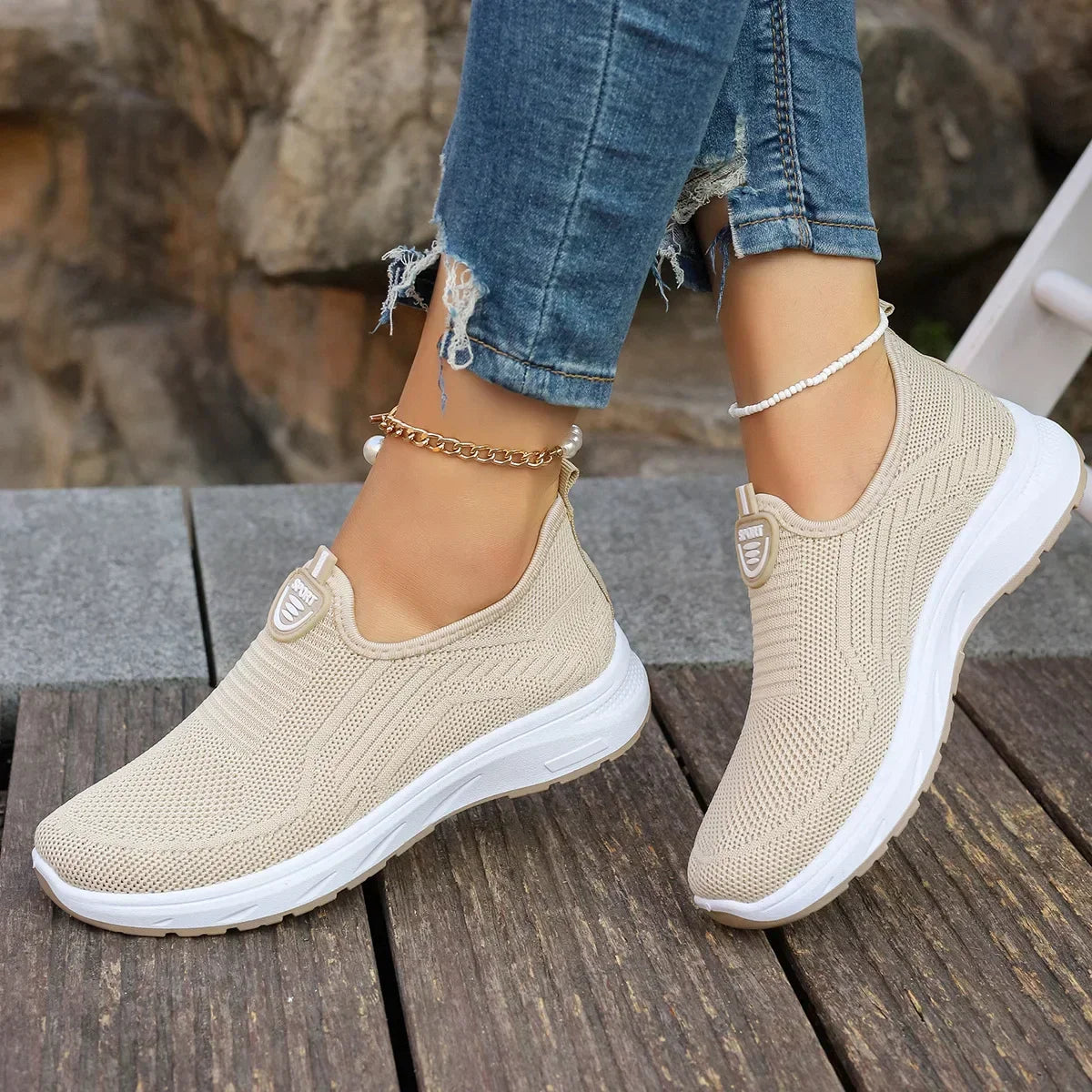 Khaki / 6