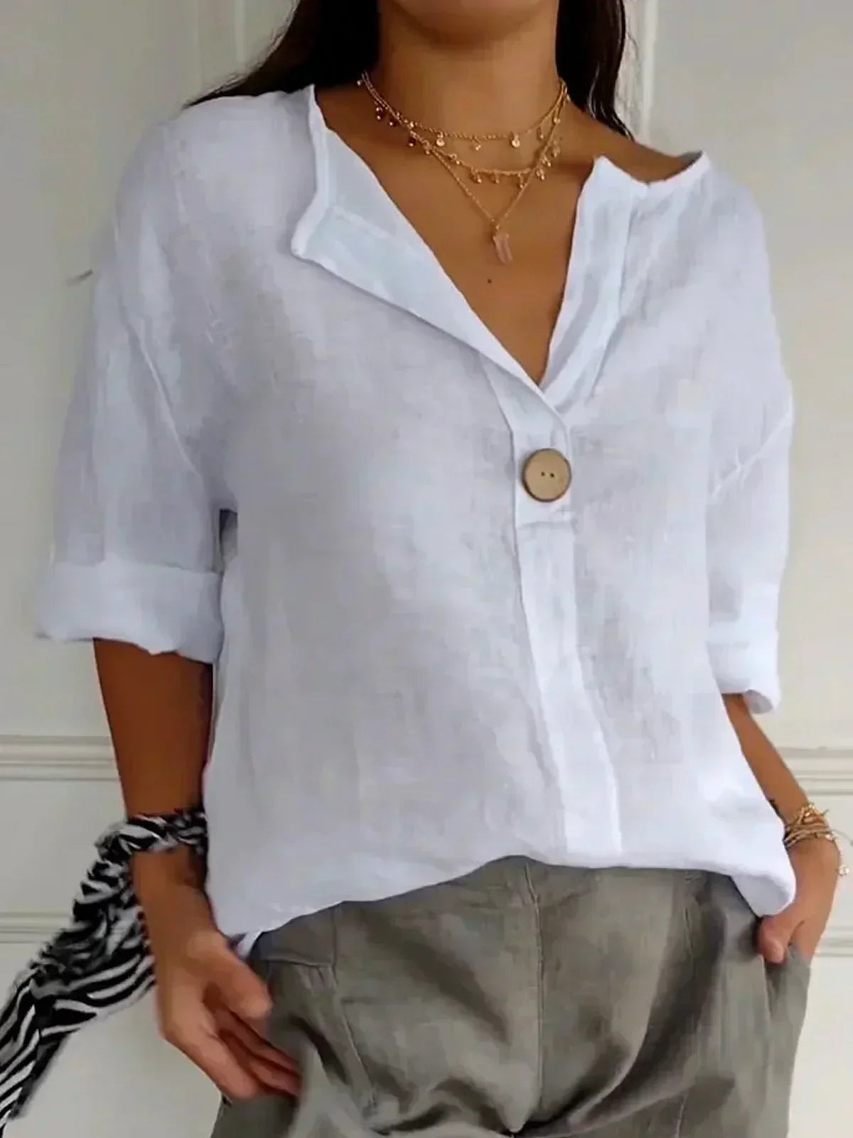 White (Almost sold out) / M (10-12)